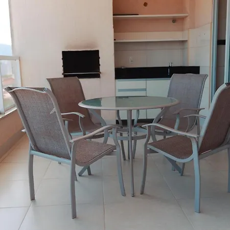 Apartamento alto padrão com 3 suítes, sala 3 ambientes todos com ar, ambientes novos e moderno.-2
