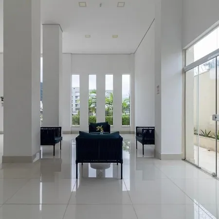Apartamento alto padrão com 3 suítes, sala 3 ambientes todos com ar, ambientes novos e moderno.-3